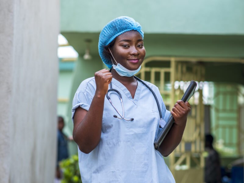 Scholarships for Foreign Students to Study Medicine in the UK