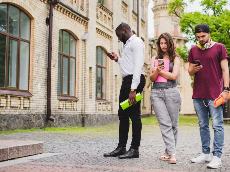 Postgraduate Scholarship in Canada for Foreigners